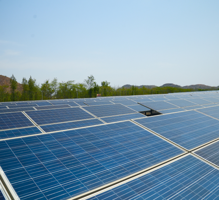 Active accordion image